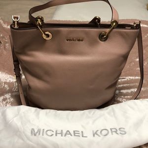 Leather MICHAEL KORS PURSE